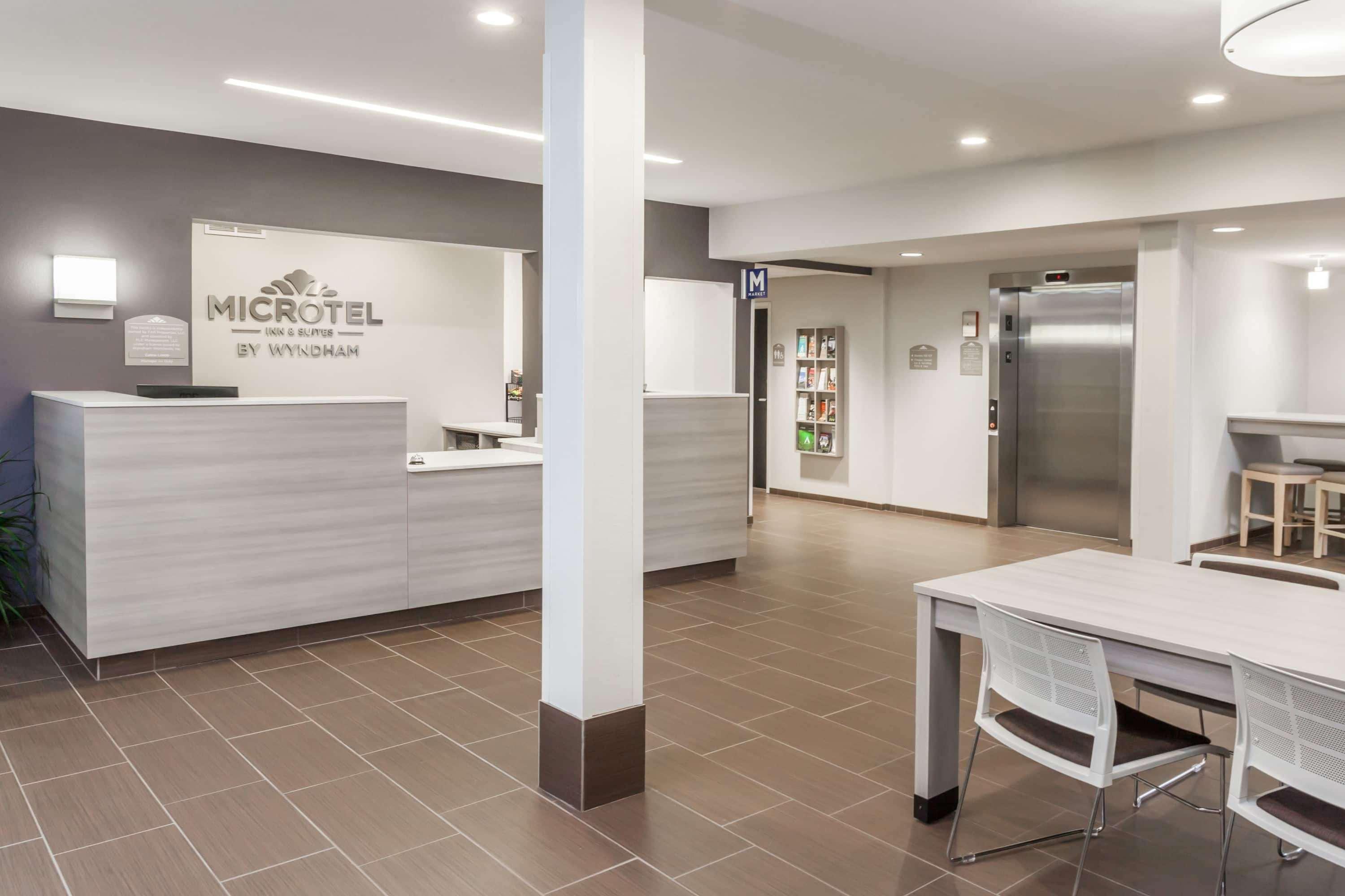 Microtel Inn & Suites By Wyndham West Fargo Near Medical Center Exteriér fotografie